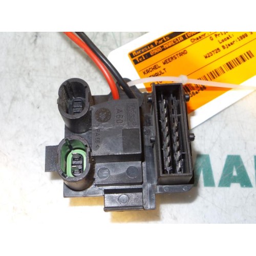 Renault - Clio - Heater resistor
