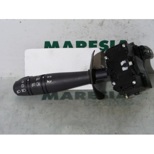 Renault - Clio - Indicator switch