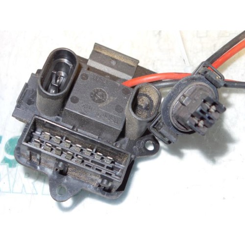 Renault - Clio - Heater resistor