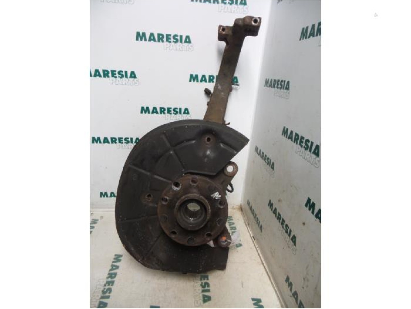 Lancia - Thesis - Knuckle, front right