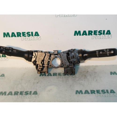 Peugeot - 107 - Steering column stalk