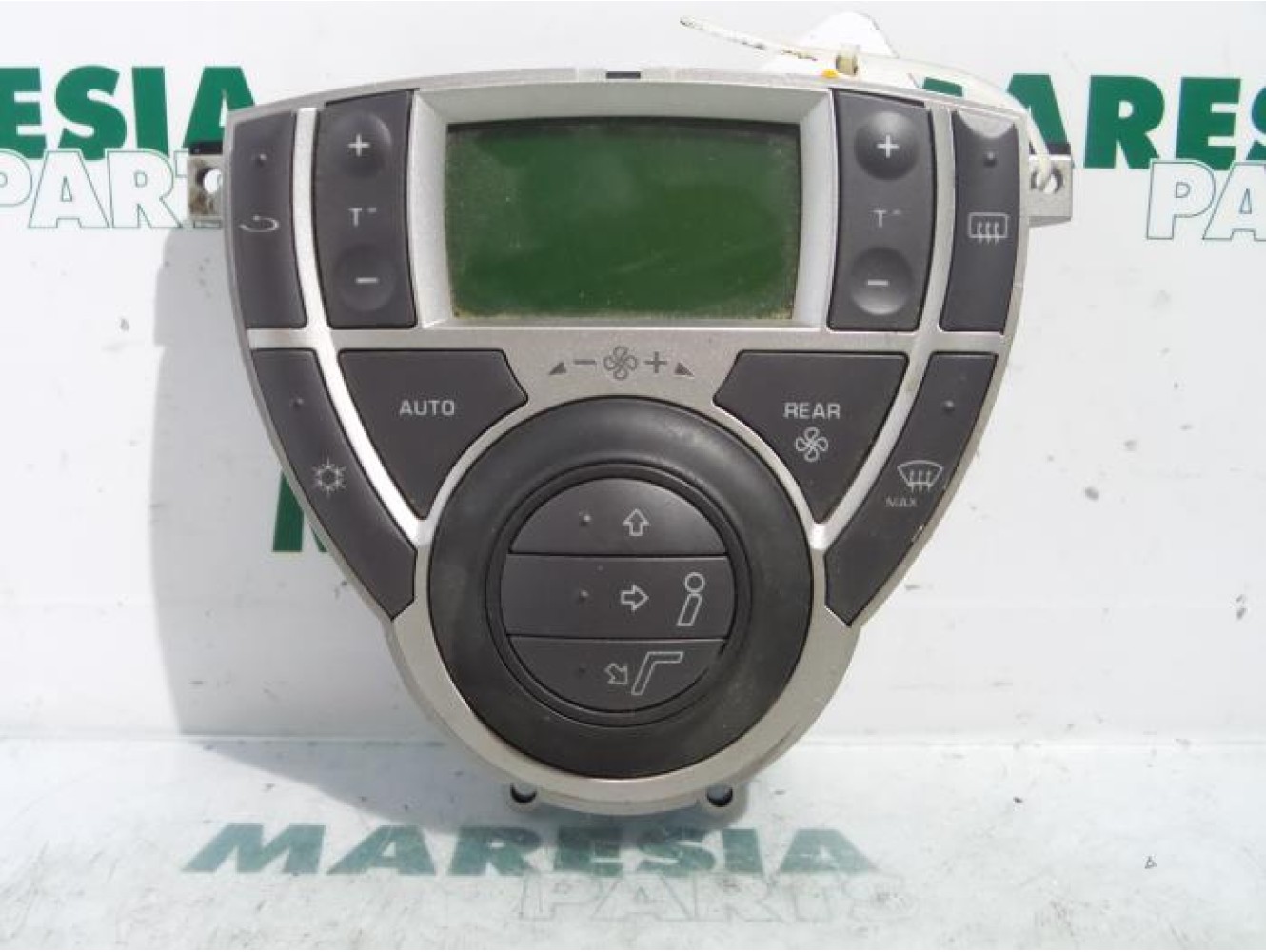 Peugeot - 807 - Heater control panel