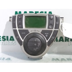 Peugeot - 807 - Heater control panel