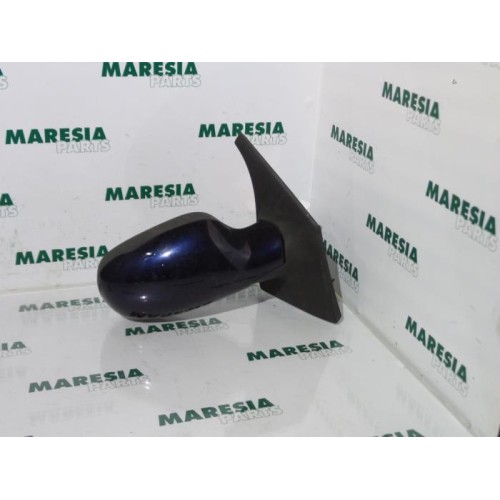 Renault - Megane Scenic - Wing mirror, right