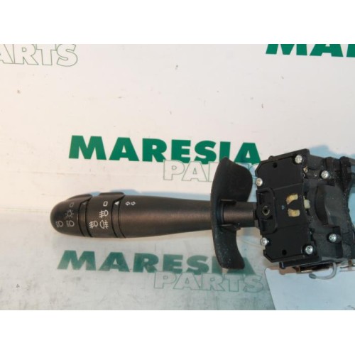Renault - Megane Scenic - Indicator switch