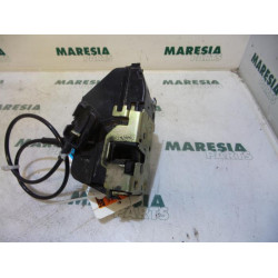 Renault - Megane Scenic - Front door lock mechanism 4-door, right