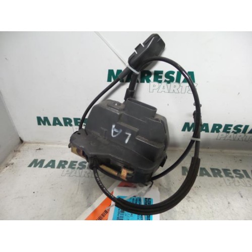 Renault - Megane Scenic - Rear door lock mechanism 4-door, left