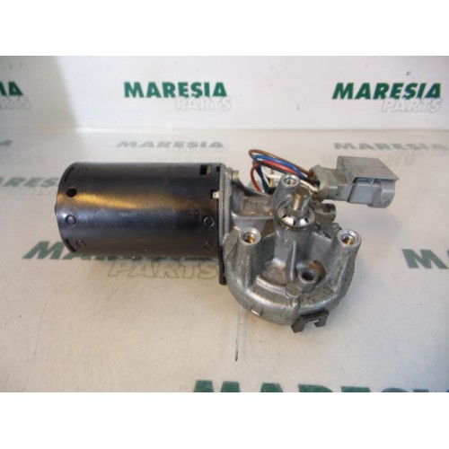 Renault - Megane Scenic - Front wiper motor