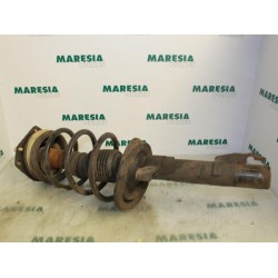 Renault - Megane Scenic - Front shock absorber rod, right