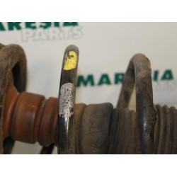 Renault - Megane Scenic - Front shock absorber rod, right