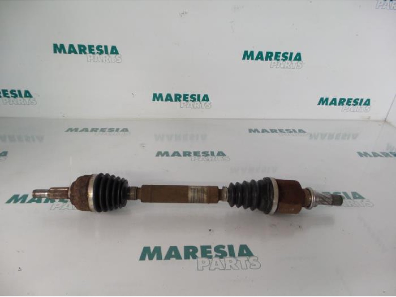 Renault - Megane Scenic - Aandrijfas links-voor