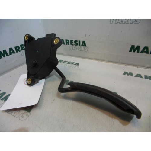 Renault - Megane Scenic - Throttle pedal position sensor