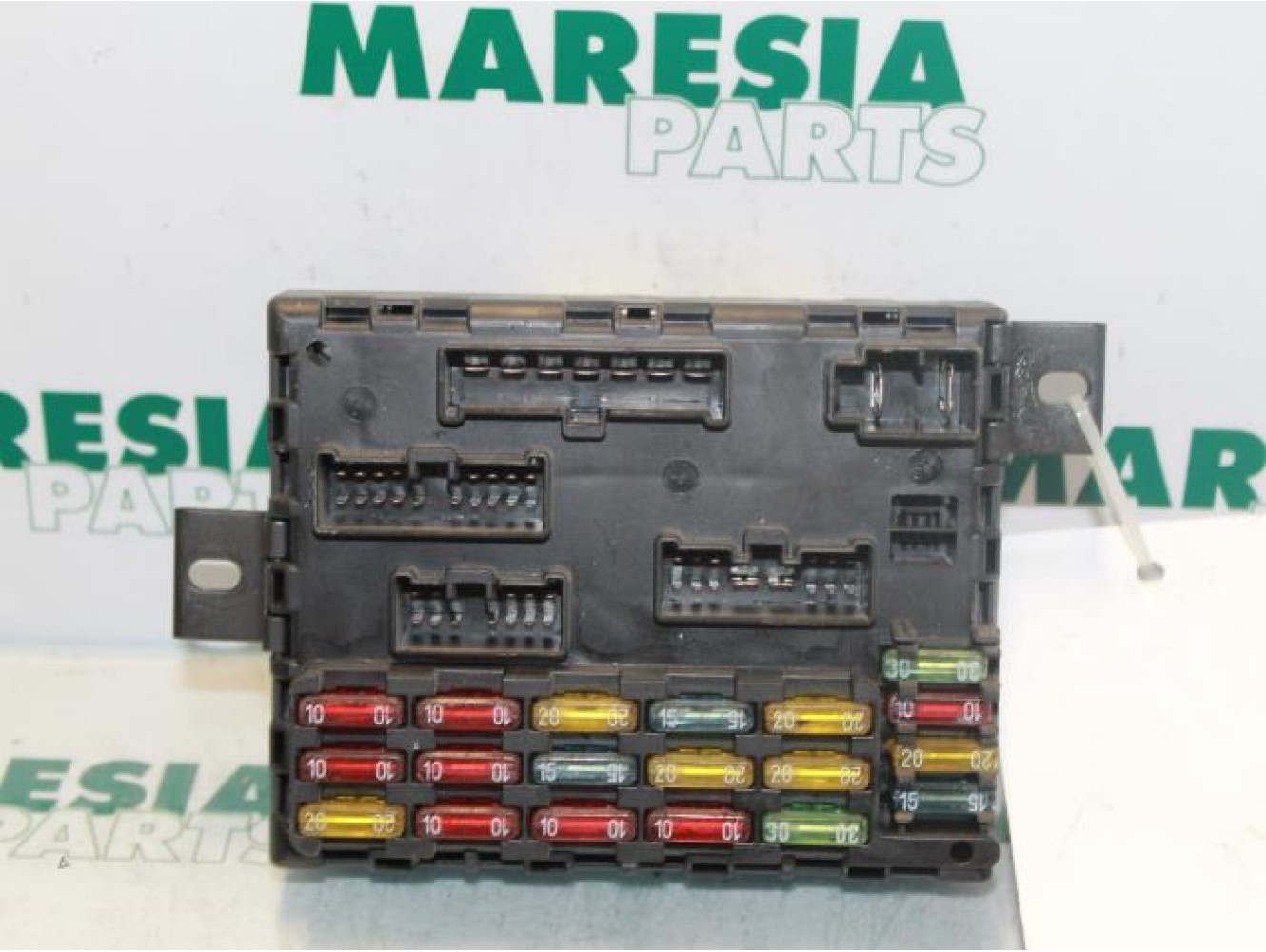 Lancia - Lybra - Zekeringkast