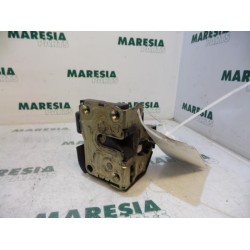 Renault - Megane Scenic - Front door lock mechanism 4-door, right