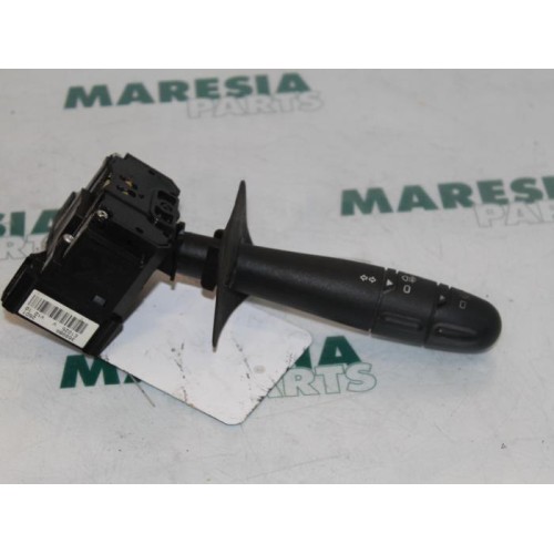 Renault - Megane Scenic - Indicator switch