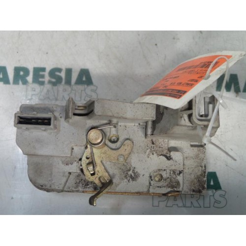 Peugeot - 307 - Rear door mechanism 4-door, right