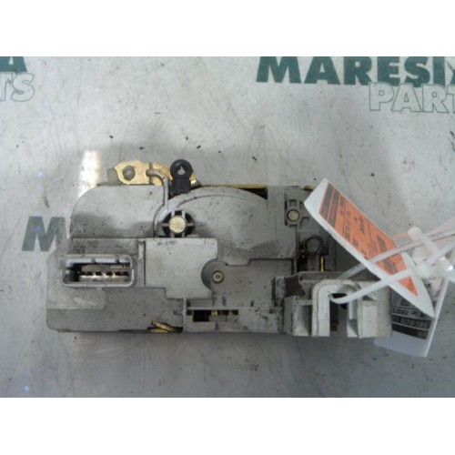 Peugeot - 307 - Door lock mechanism 4-door, front left