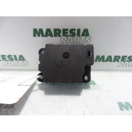 Renault - Megane - Heater valve motor