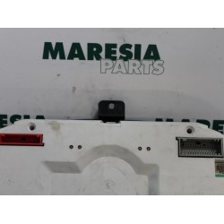 Renault - Megane Scenic - Instrument panel