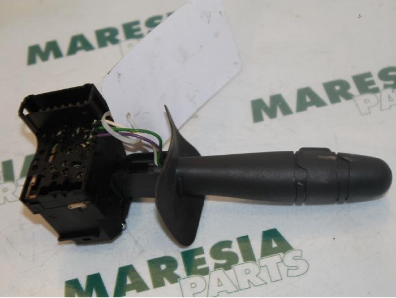 Renault - Clio - Indicator switch