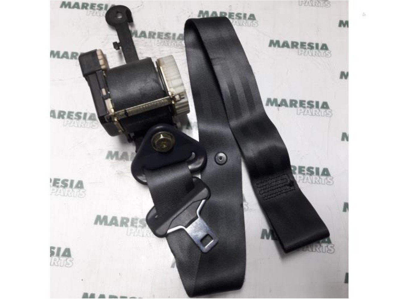 Renault - Clio - Front seatbelt, right