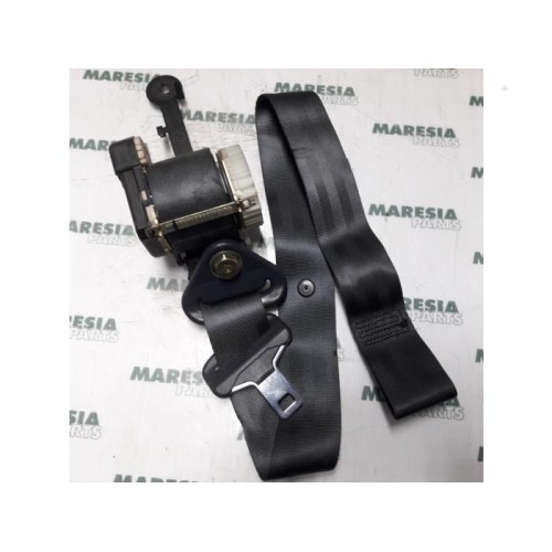 Renault - Clio - Front seatbelt, right
