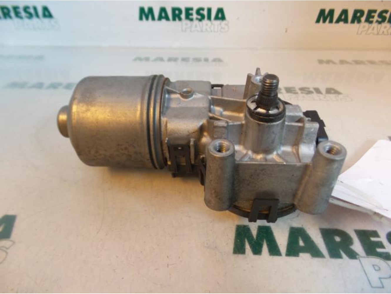 Peugeot - 207 - Front wiper motor