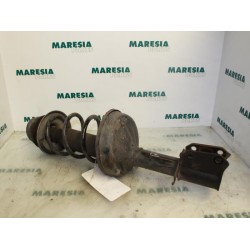 Renault - Twingo - Front shock absorber rod, right