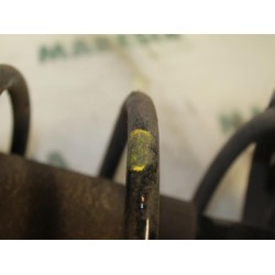 Renault - Twingo - Front shock absorber rod, right