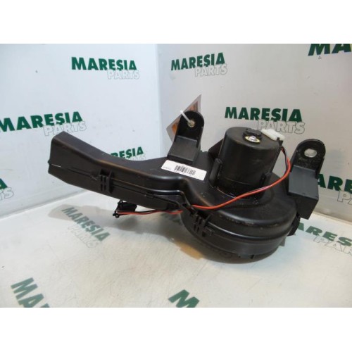 Citroen - C4 Picasso - Heating and ventilation fan motor