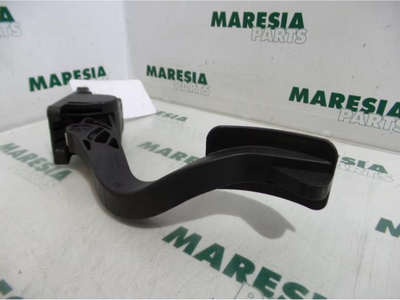 Citroen - C4 Picasso - Throttle pedal position sensor