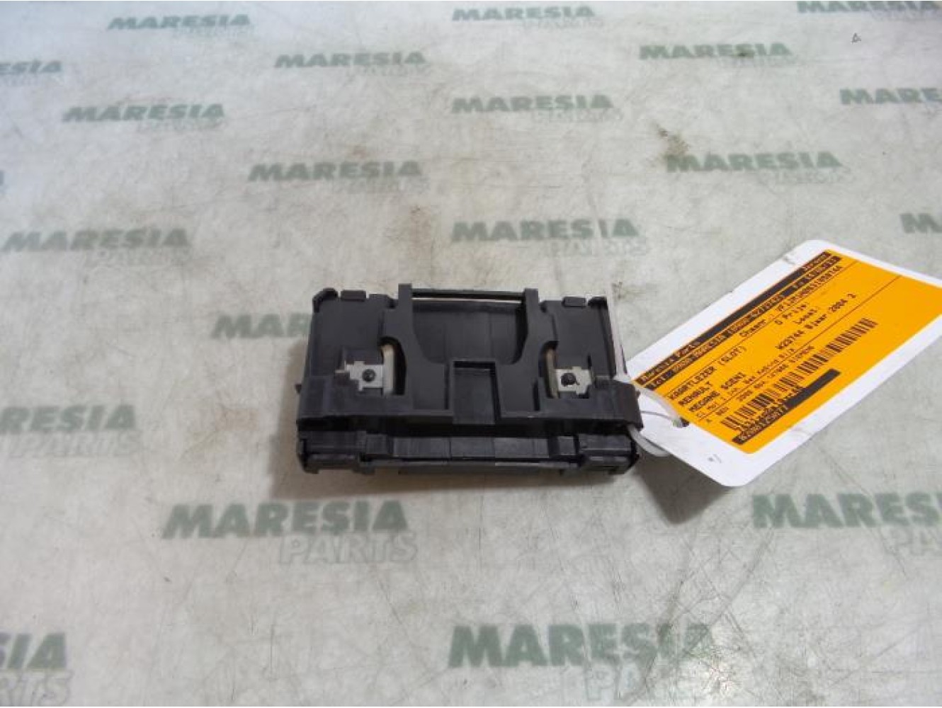 Renault - Megane Scenic - Kaartlezer (slot)