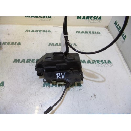 Renault - Megane Scenic - Front door lock mechanism 4-door, right