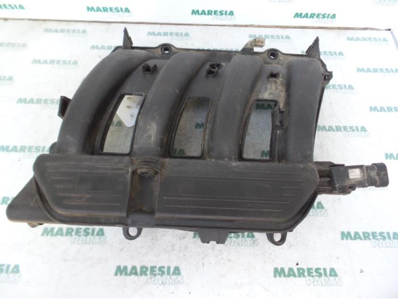 Renault - Megane Scenic - Intake manifold