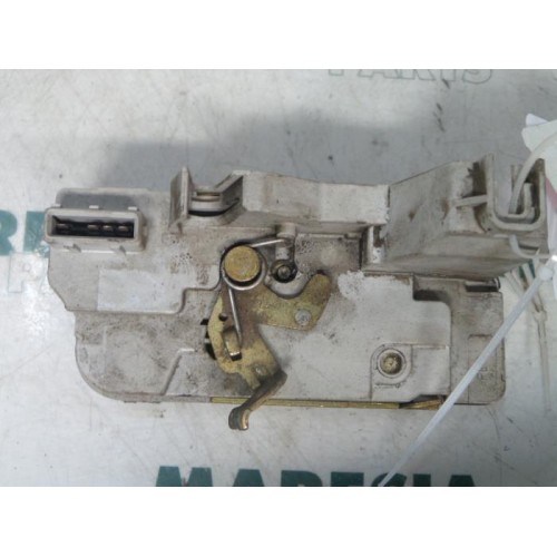 Peugeot - 307 - Rear door mechanism 4-door, right