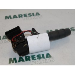 Renault - Clio - Indicator switch