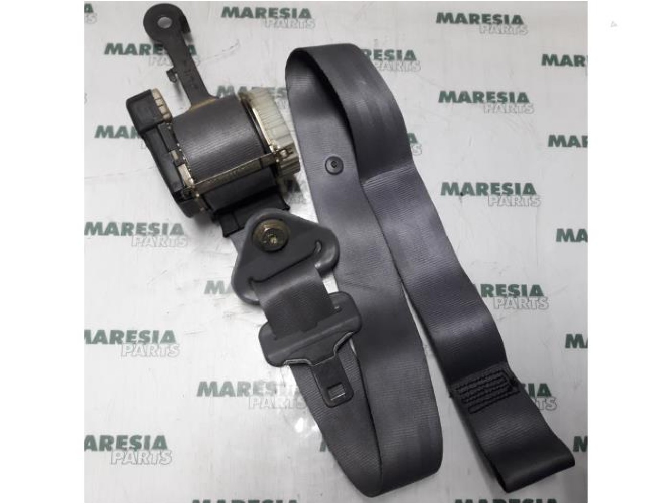 Renault - Clio - Front seatbelt, right
