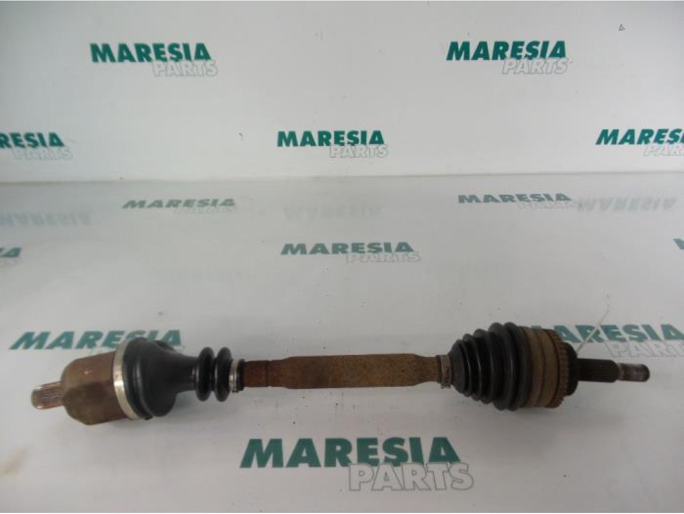 Renault - Megane Scenic - Aandrijfas links-voor