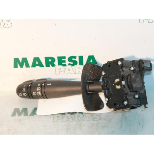 Renault - Megane Scenic - Indicator switch