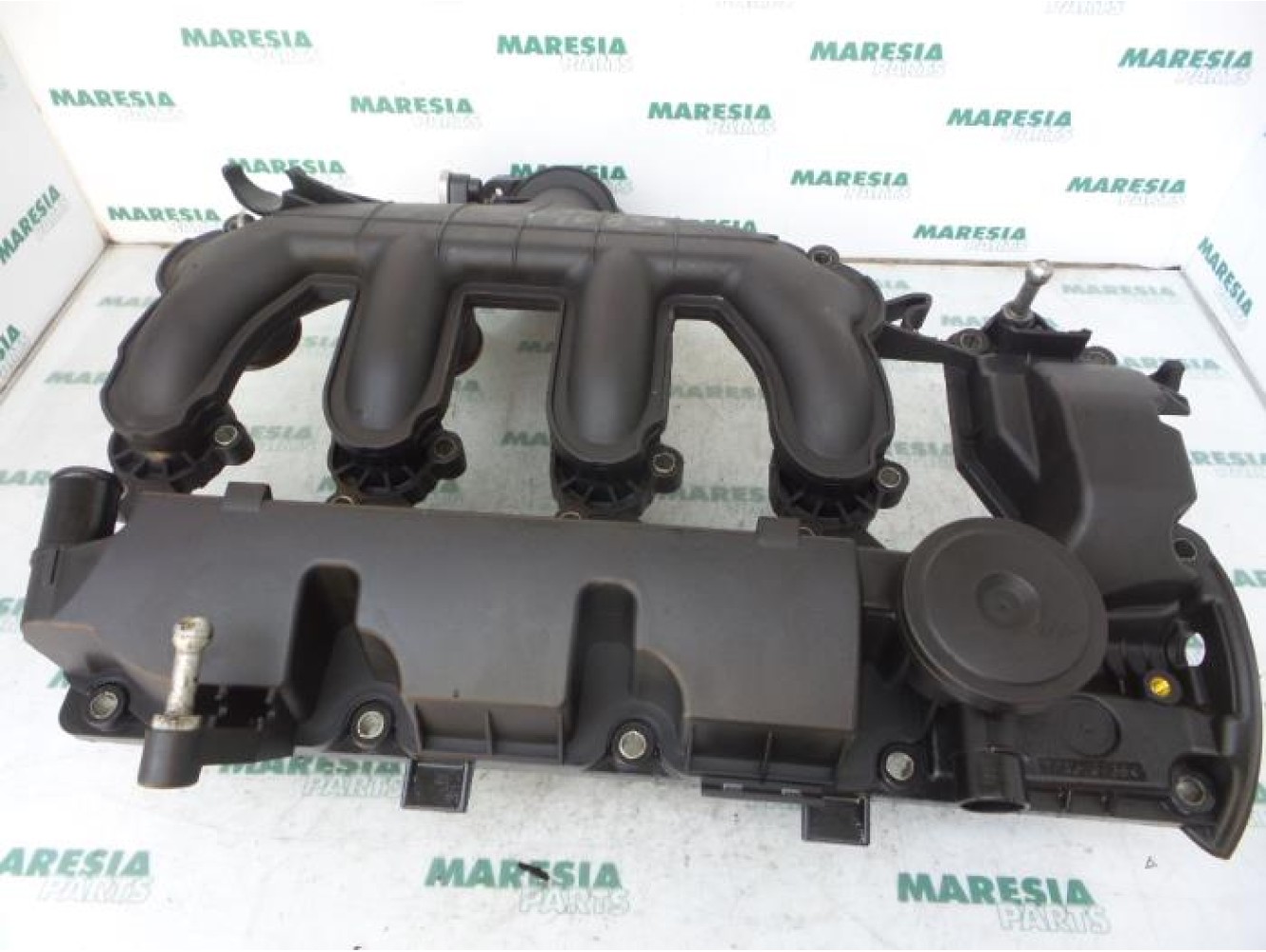 Peugeot - 407 - Intake manifold