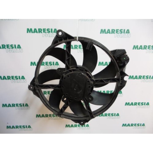 Renault - Megane - Fan motor