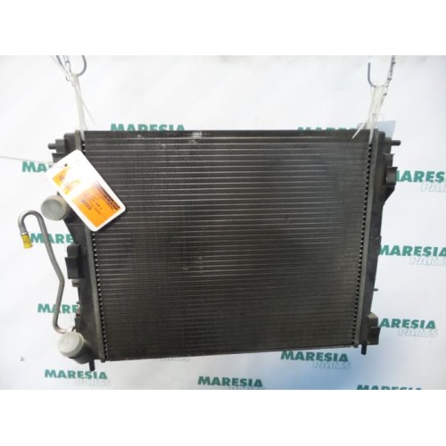 Renault - Clio - Radiator