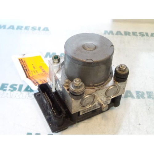 Renault - Clio - ABS pump
