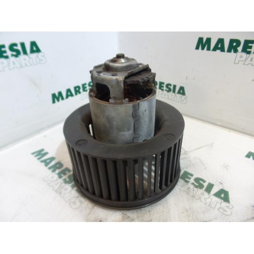Renault - Clio - Heating and ventilation fan motor