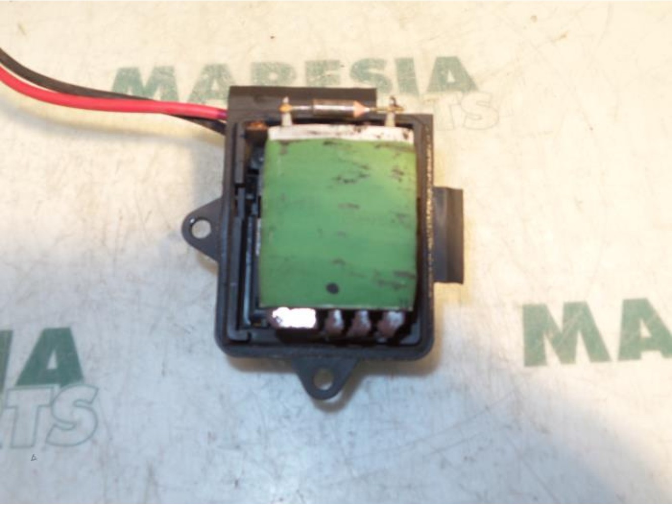 Renault - Clio - Heater resistor