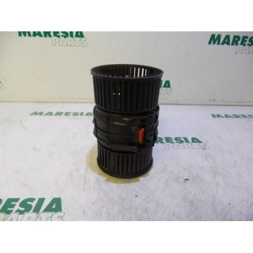 Renault - Megane - Heating and ventilation fan motor