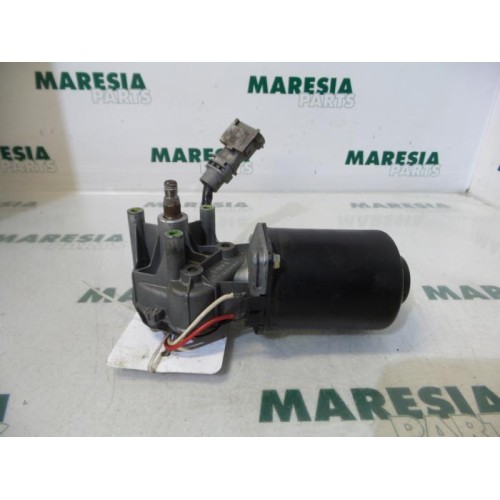 Renault - Clio - Front wiper motor