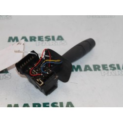 Renault - Clio - Indicator switch