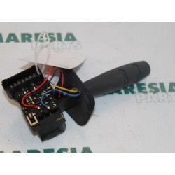 Renault - Clio - Indicator switch
