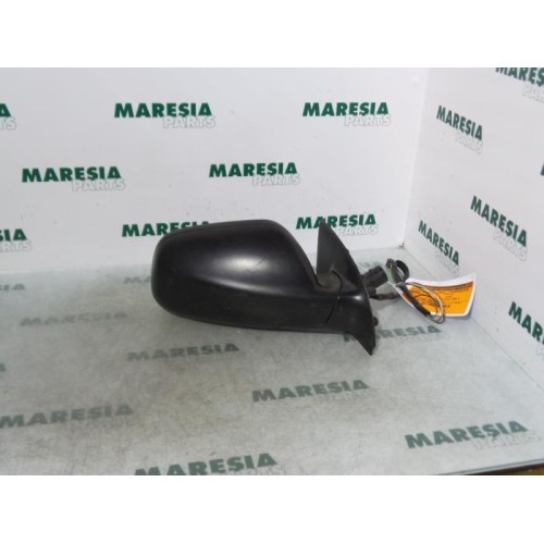 Peugeot - 307 - Wing mirror, right